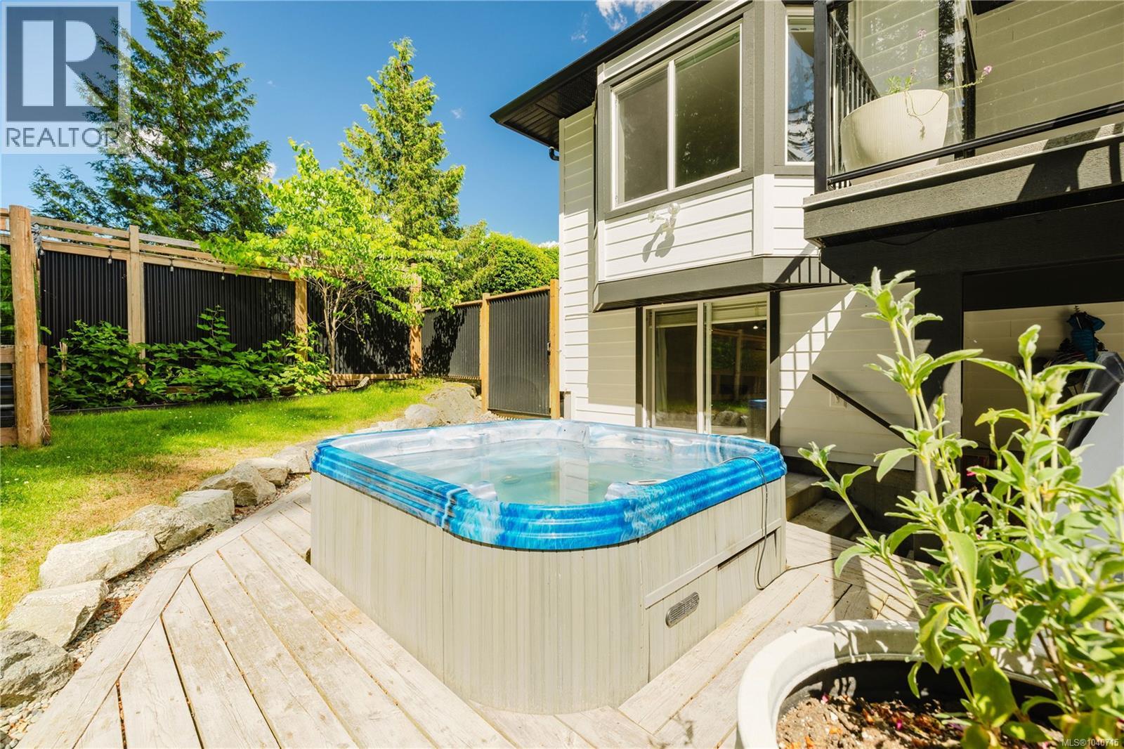 1572 Nimpkish Pl - 52