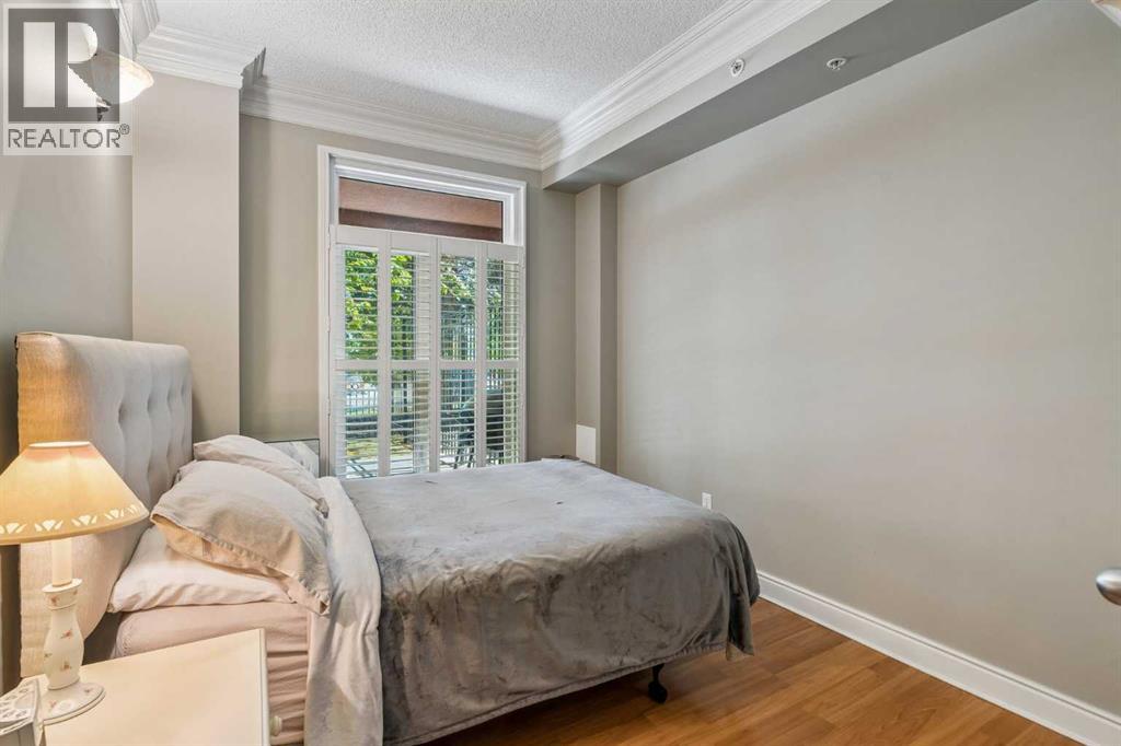#7101 400 Eau Claire Avenue SW - 16