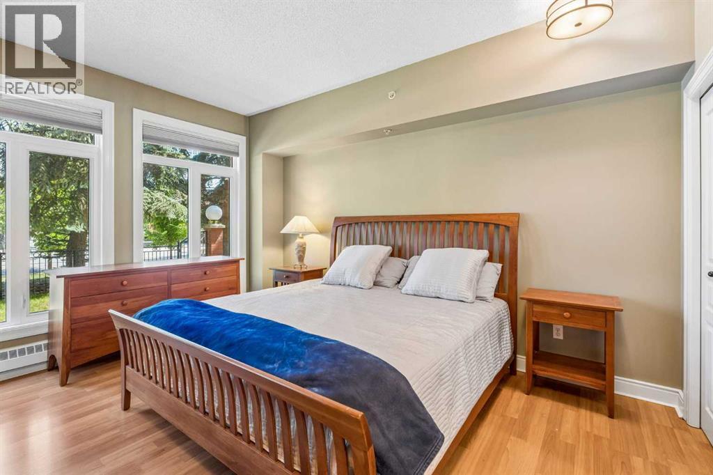 #7101 400 Eau Claire Avenue SW - 17
