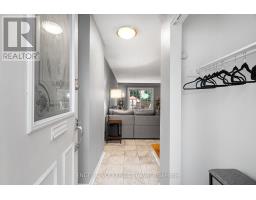 10 ESTELLE CRESCENT — photo 4