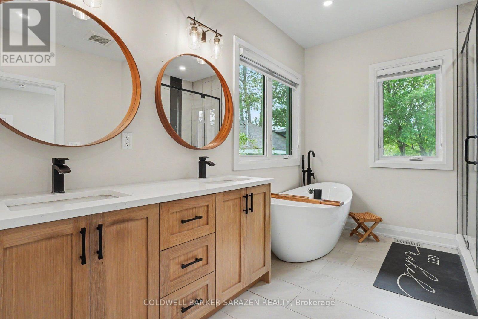 1046 BAYVIEW DRIVE W - 15