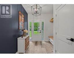 1046 BAYVIEW DRIVE W — photo 3