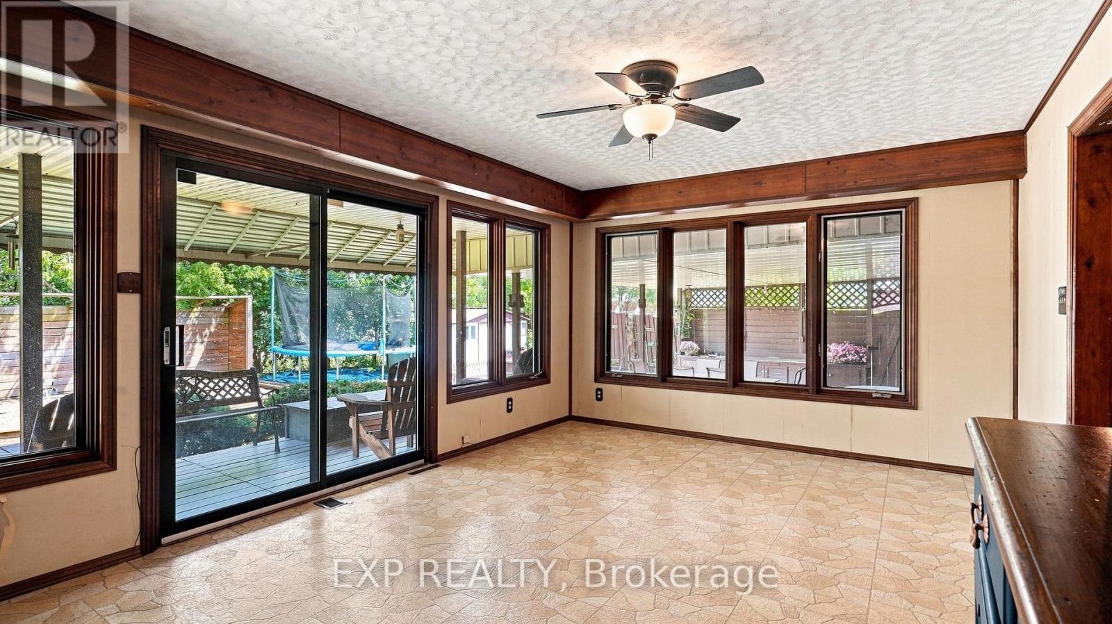 134 WELLINGTON STREET - Image 19