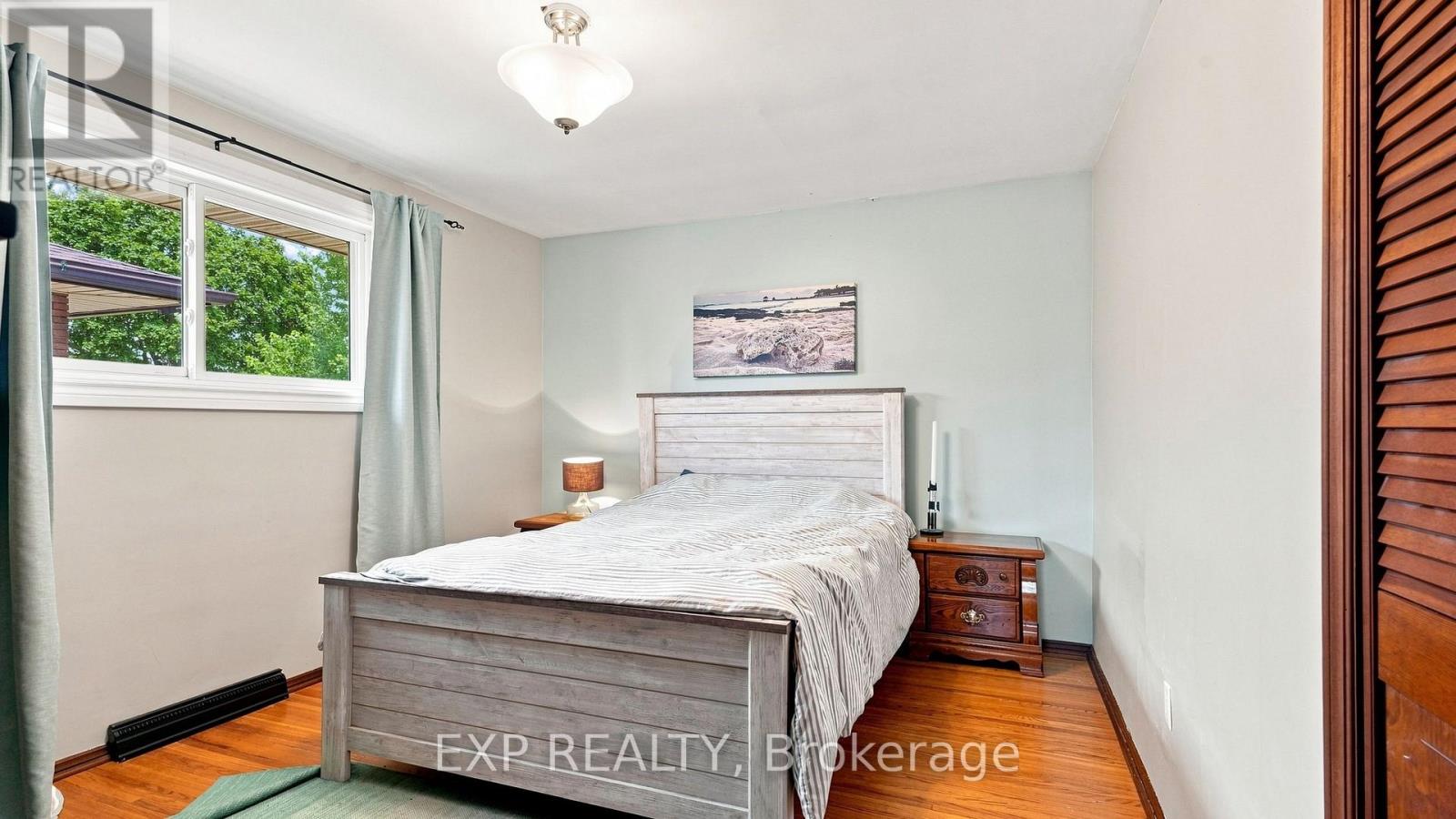 134 WELLINGTON STREET - Image 27