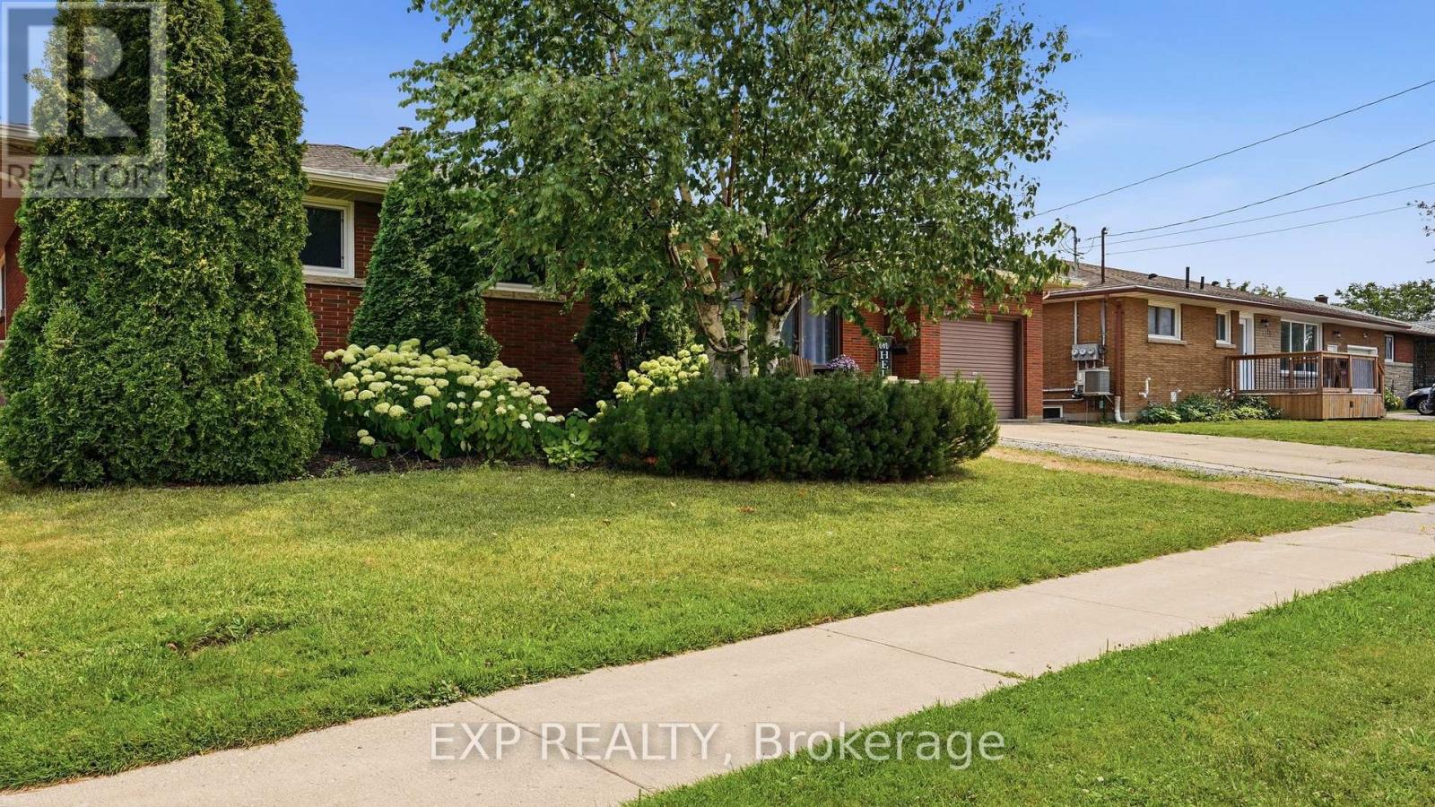 134 WELLINGTON STREET - Image 3