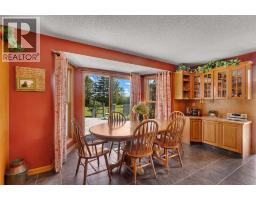 5pc Bathroom - 265028 Range Road 44, Rural Rocky View County, AB T4C2W2 Photo 16