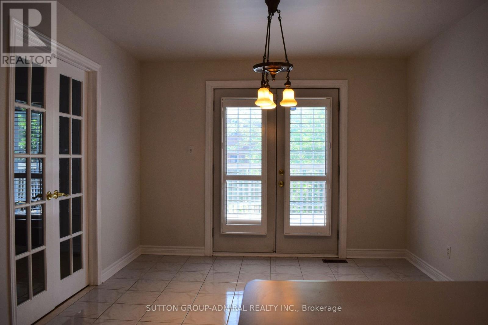 51 DAINES DRIVE - 19