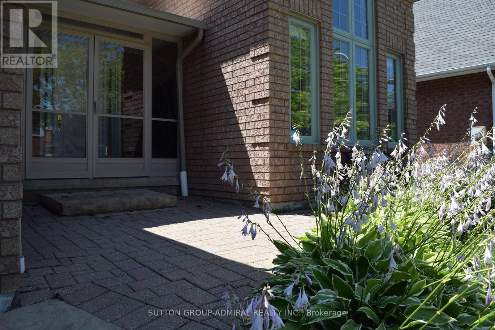 51 DAINES DRIVE - 3