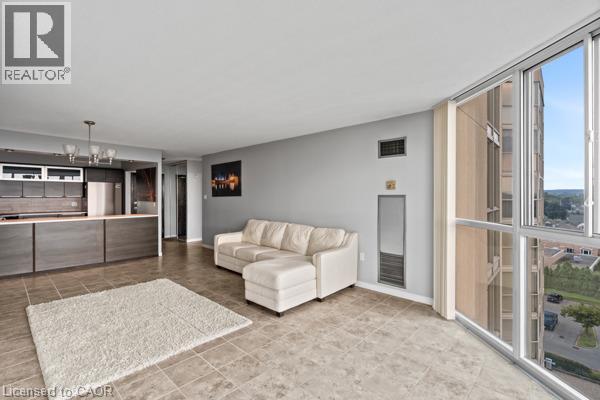 #801 162 MARTINDALE Road - Image 14
