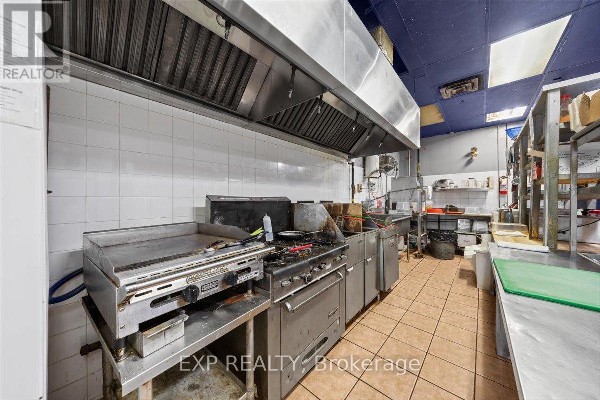 Business for Sale in Ottawa – C002 – 1910 ST LAURENT BOULEVARD, Ottawa – MLS# X12535828 - Image 27