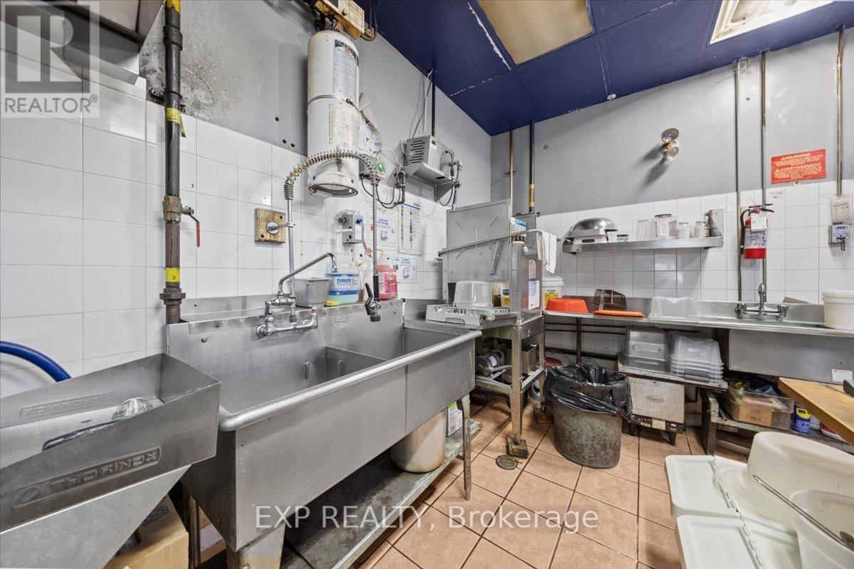Business for Sale in Ottawa – C002 – 1910 ST LAURENT BOULEVARD, Ottawa – MLS# X12535828 - Image 33