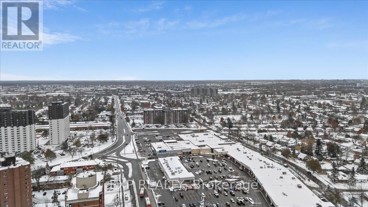 Business for Sale in Ottawa – C002 – 1910 ST LAURENT BOULEVARD, Ottawa – MLS# X12535828 - Image 47