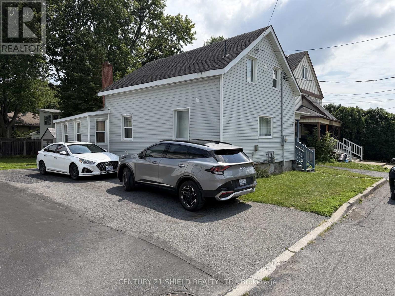 419 BEDFORD STREET - 3