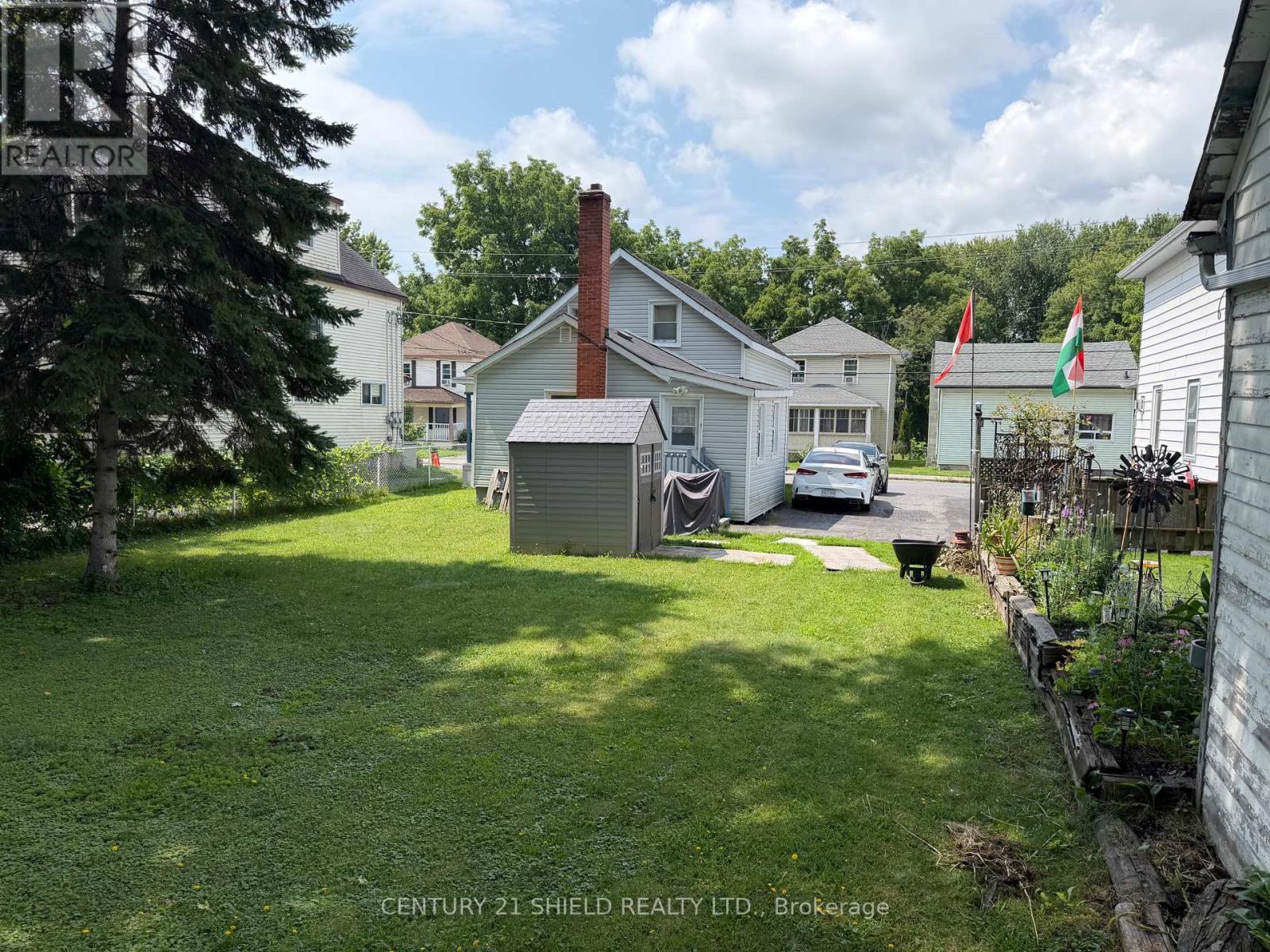 419 BEDFORD STREET - 7
