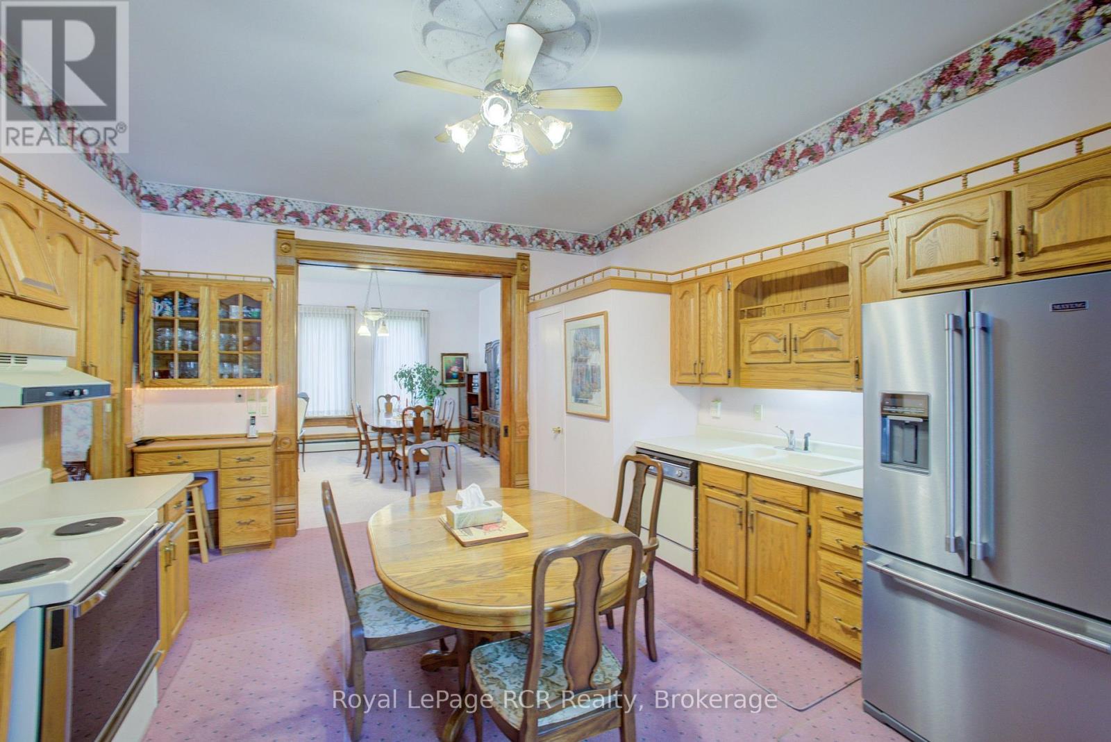291 ELMA STREET E - 14
