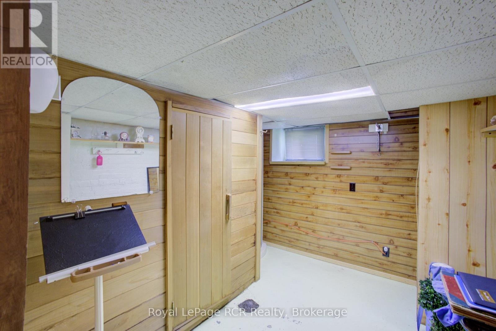 291 ELMA STREET E - 22