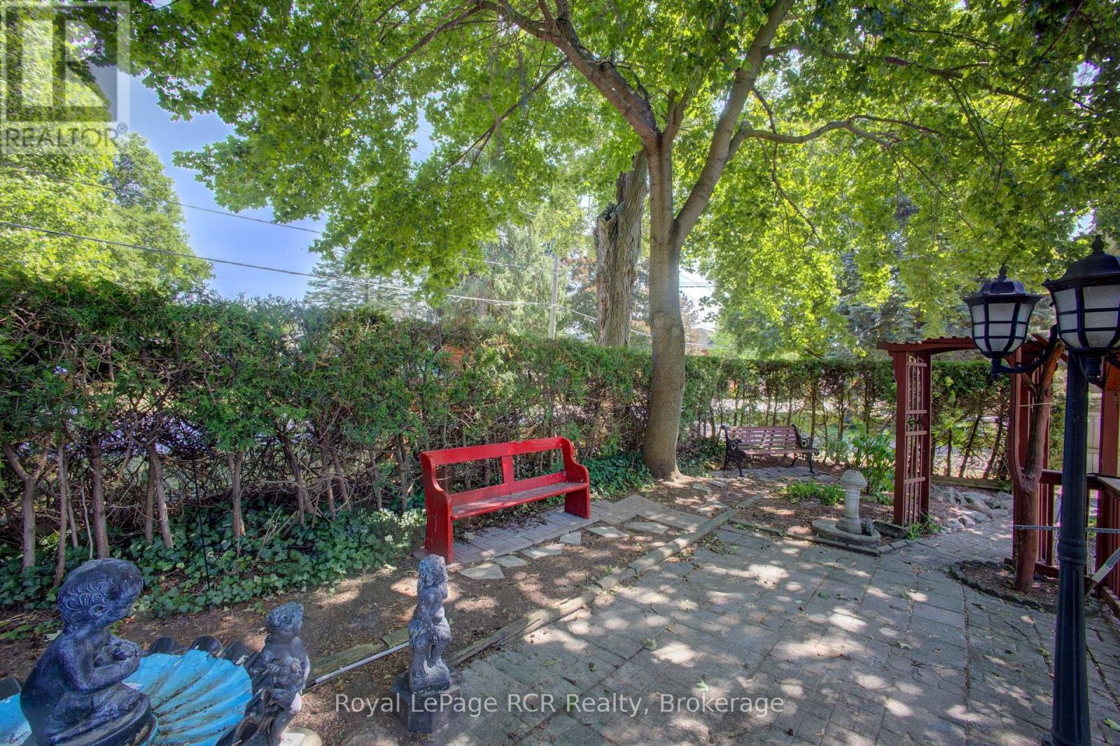 291 ELMA STREET E - 41