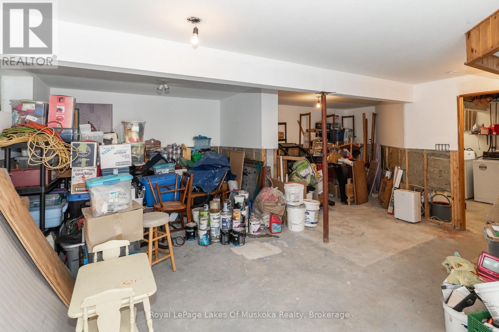 #22 1254 BARLOCHAN ROAD - 22