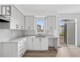 14 Legacy Circle, Wasaga Beach, ON L9Z0L8 Photo 13