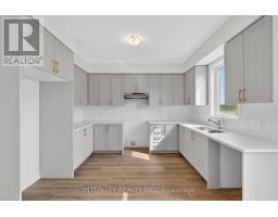 18 Legacy Circle, Wasaga Beach, ON L9Z0L8 Photo 10