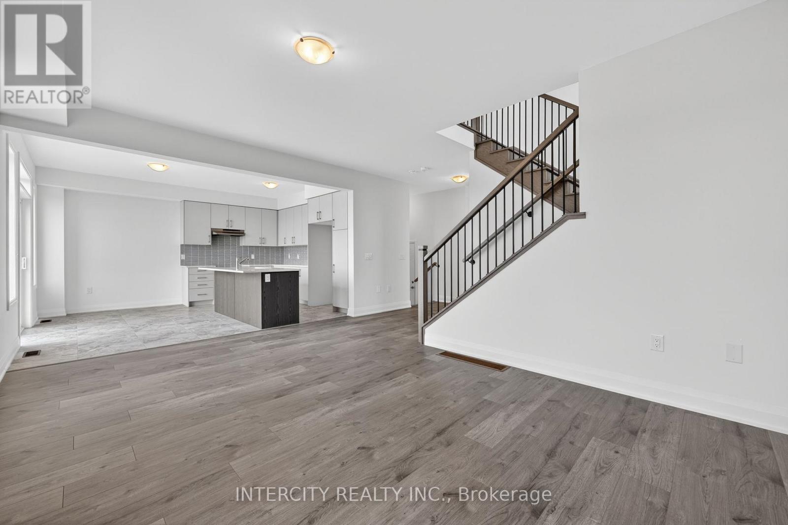 26 LEGACY CIRCLE - 21