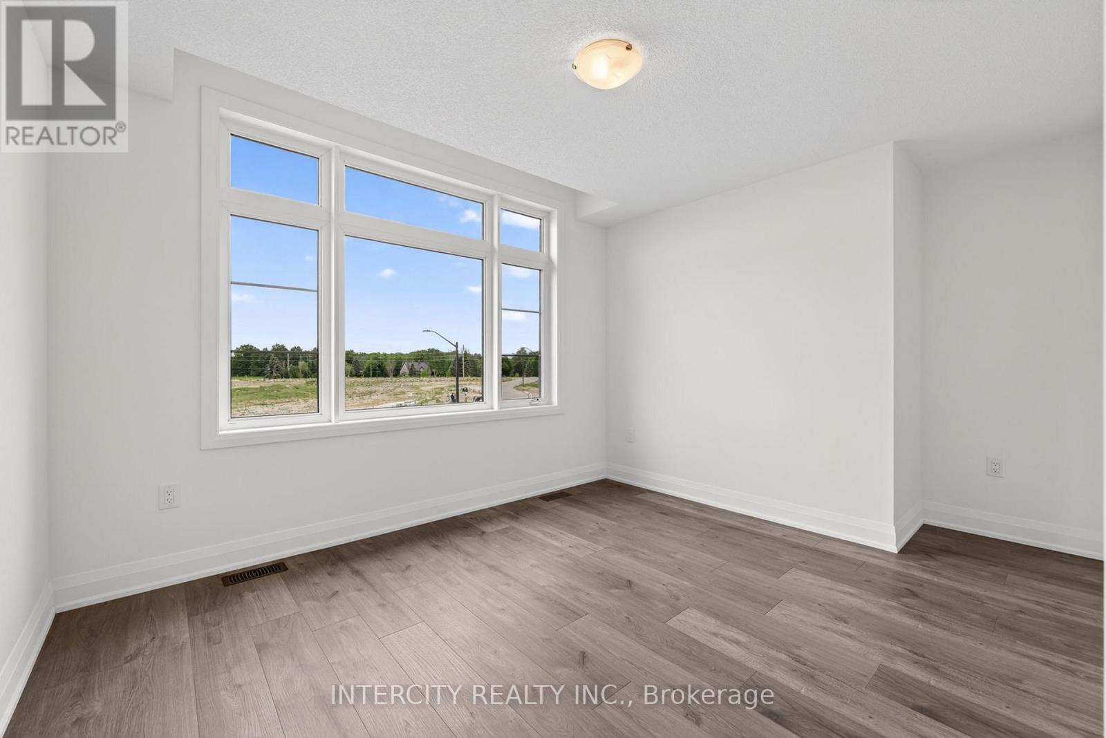 26 LEGACY CIRCLE - 39