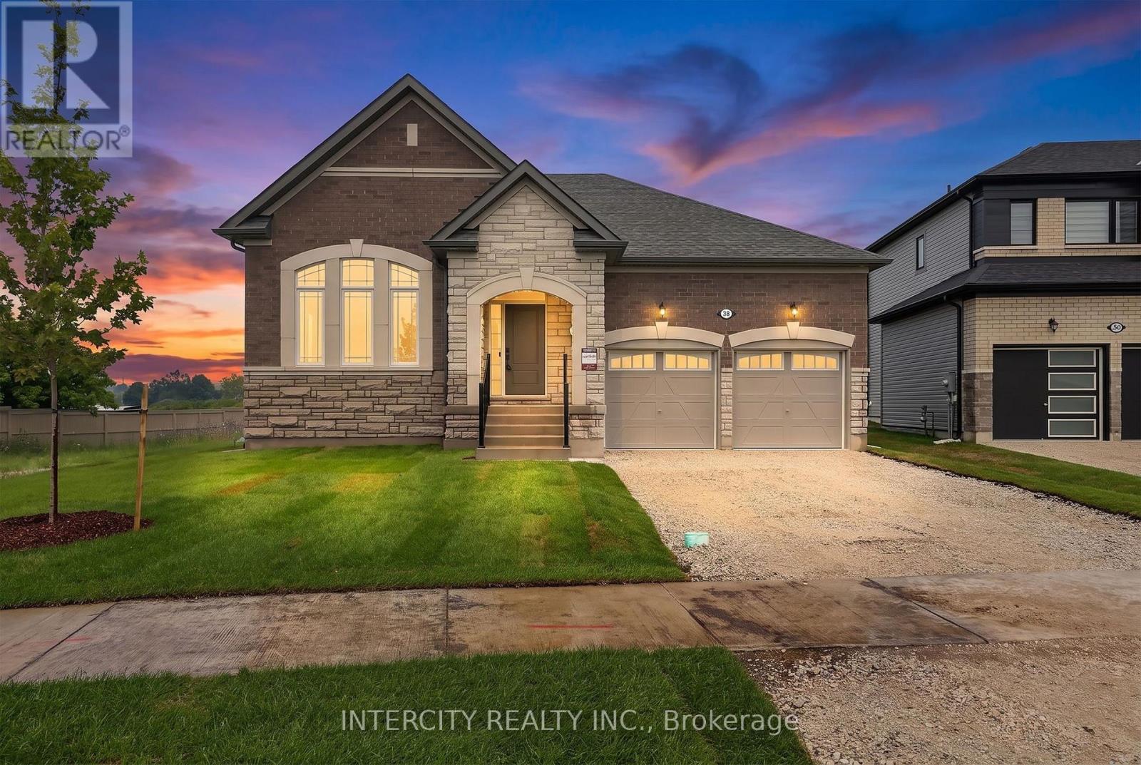 38 LEGACY CIRCLE - 2