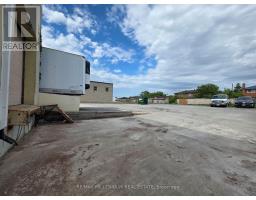 1 - 465 Norfinch Drive, Toronto, ON M3N1Y7 Photo 27