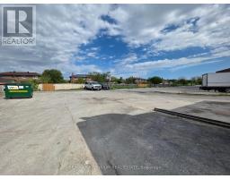 1 - 465 Norfinch Drive, Toronto, ON M3N1Y7 Photo 25