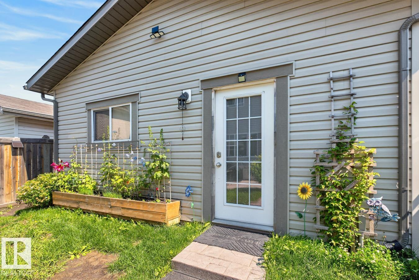 3627 12 ST NW - Image 34