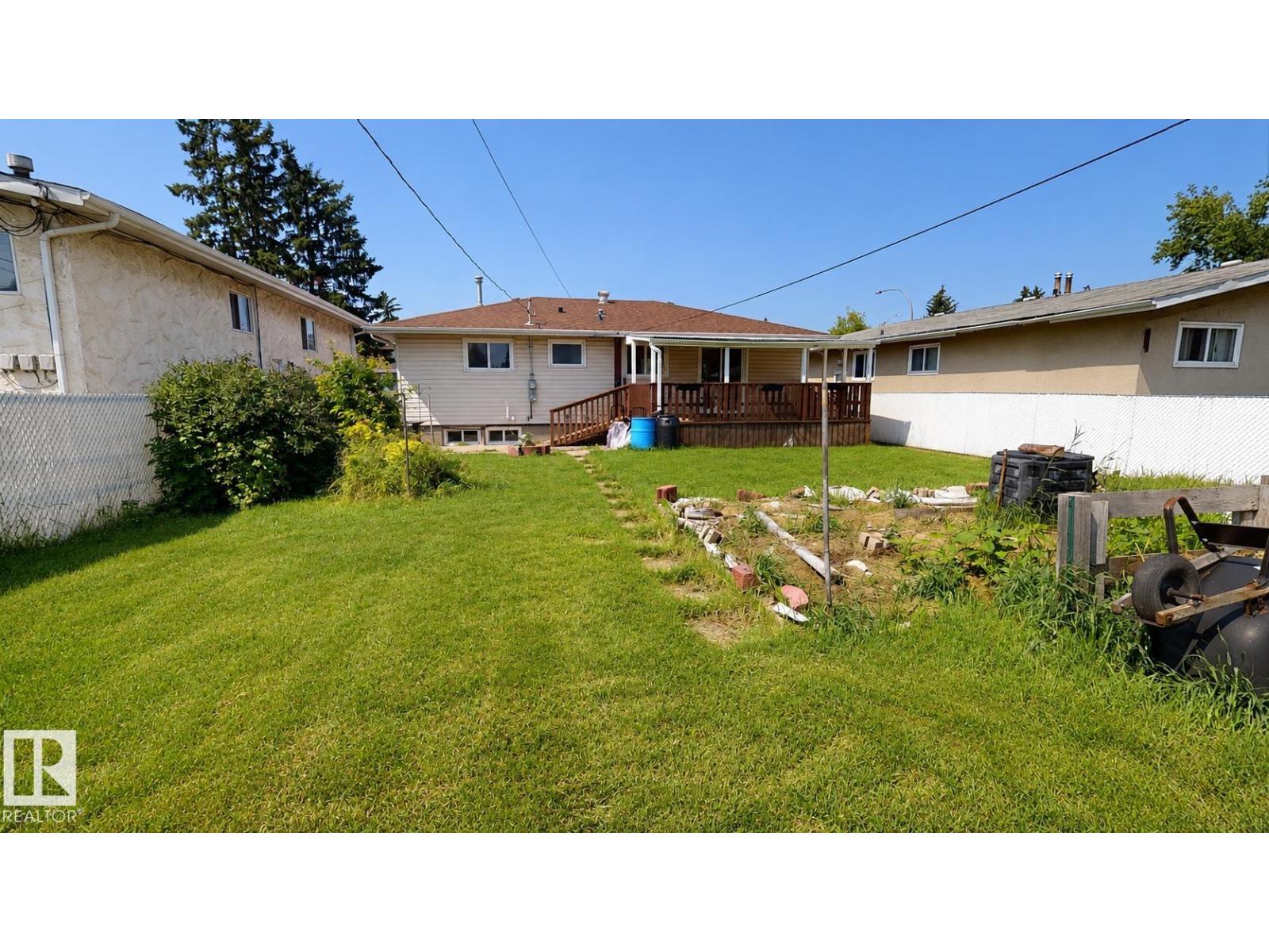 10661 152 ST NW - Image 24