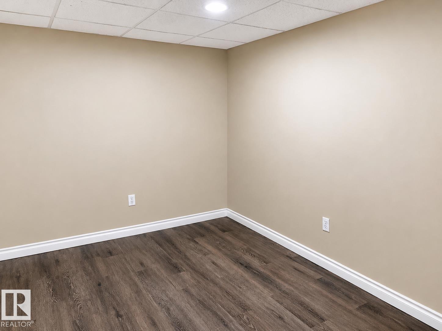 229 19 ST - Image 14