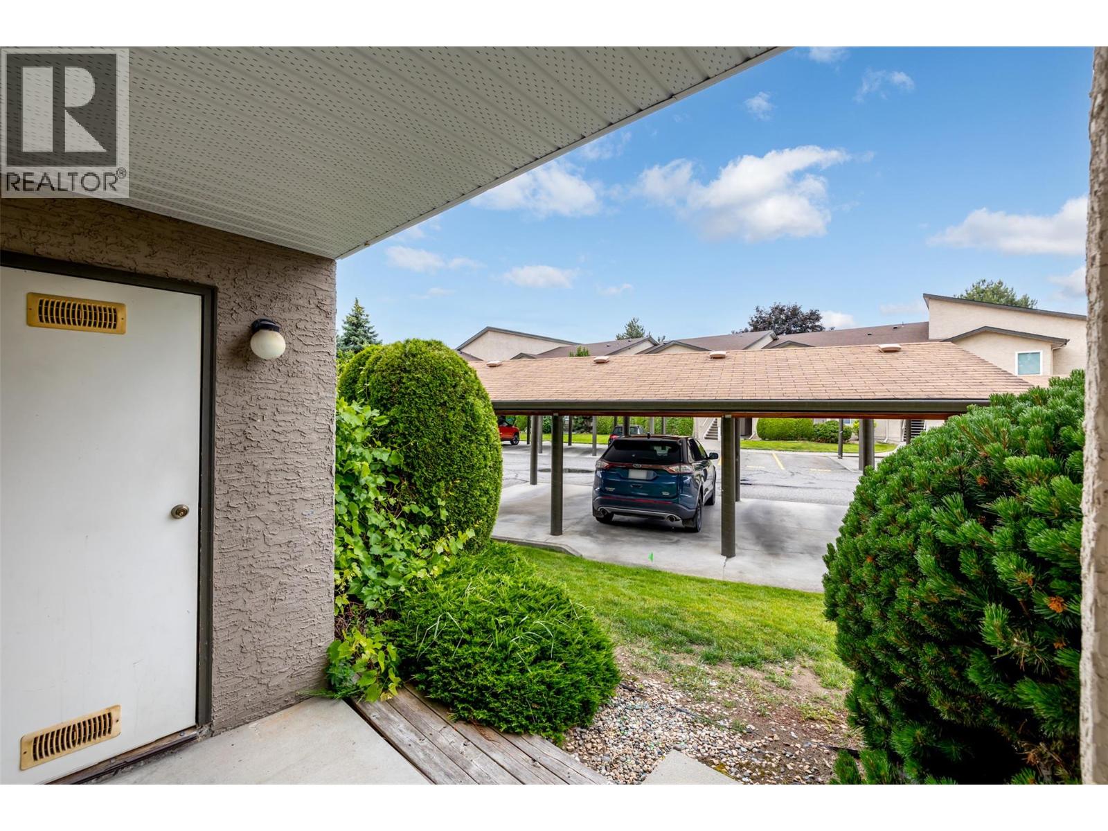 #104C 735 Cook Road - 18