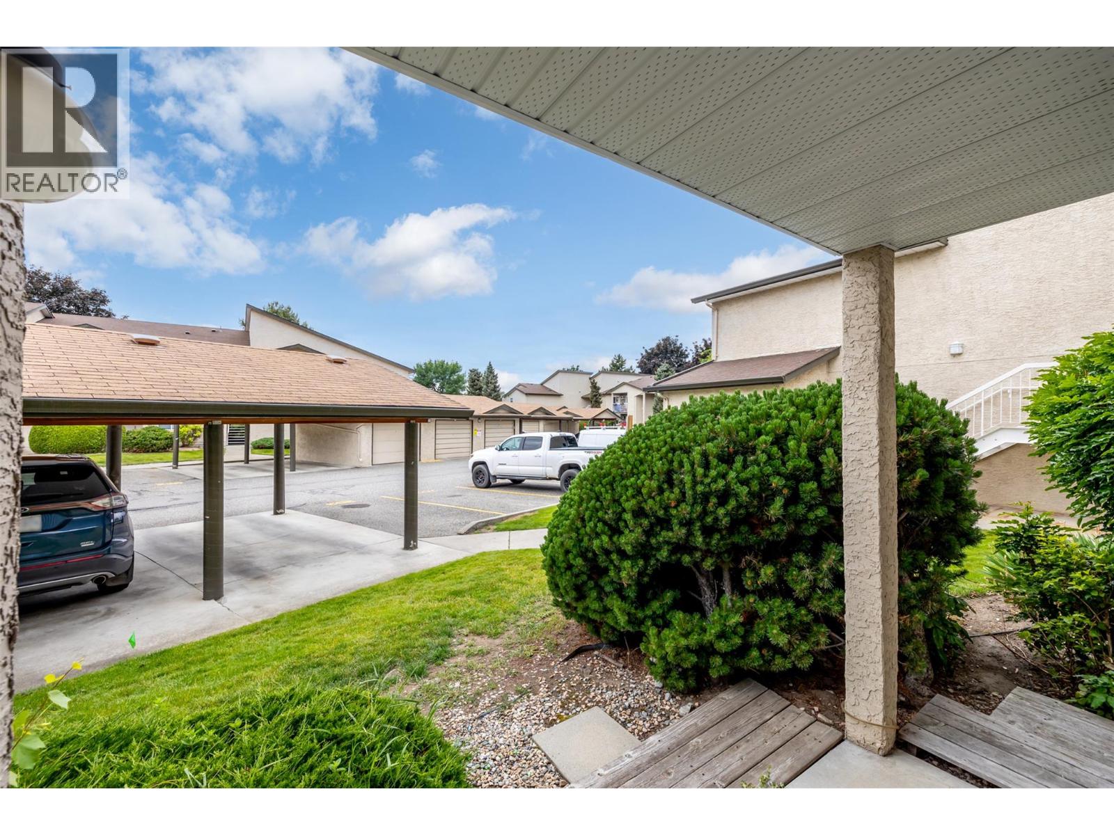 104C 735 Cook Road, Kelowna
