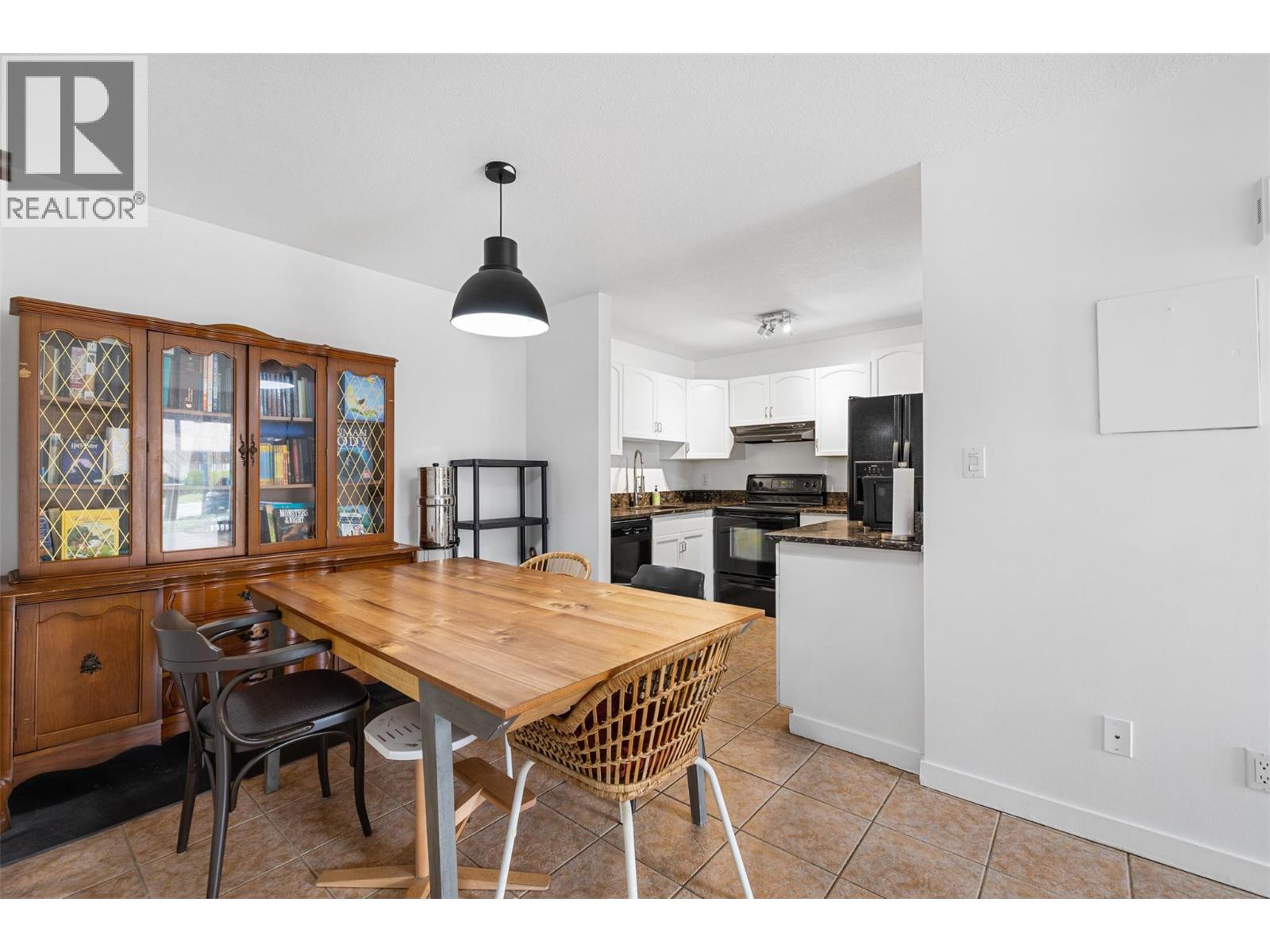 104C 735 Cook Road, Kelowna