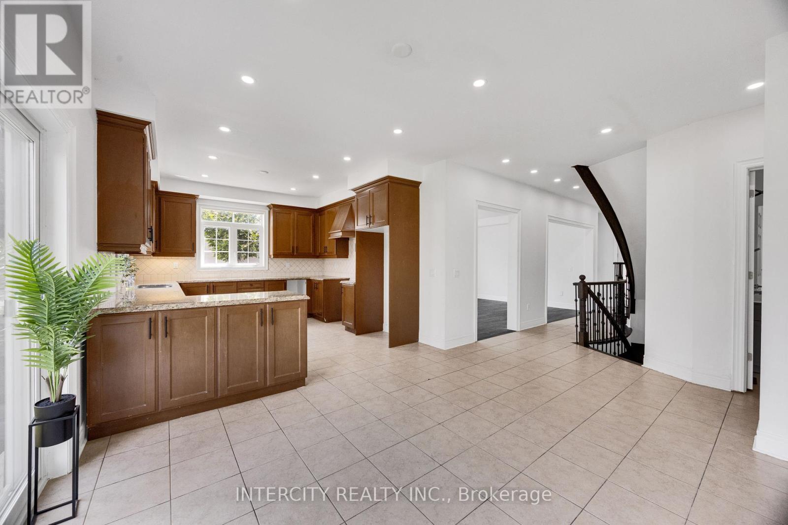 247 PITTOCK PARK ROAD - 10