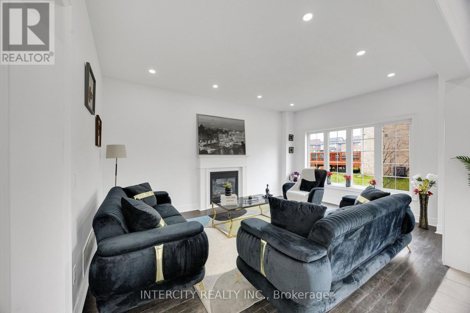 247 PITTOCK PARK ROAD - 15