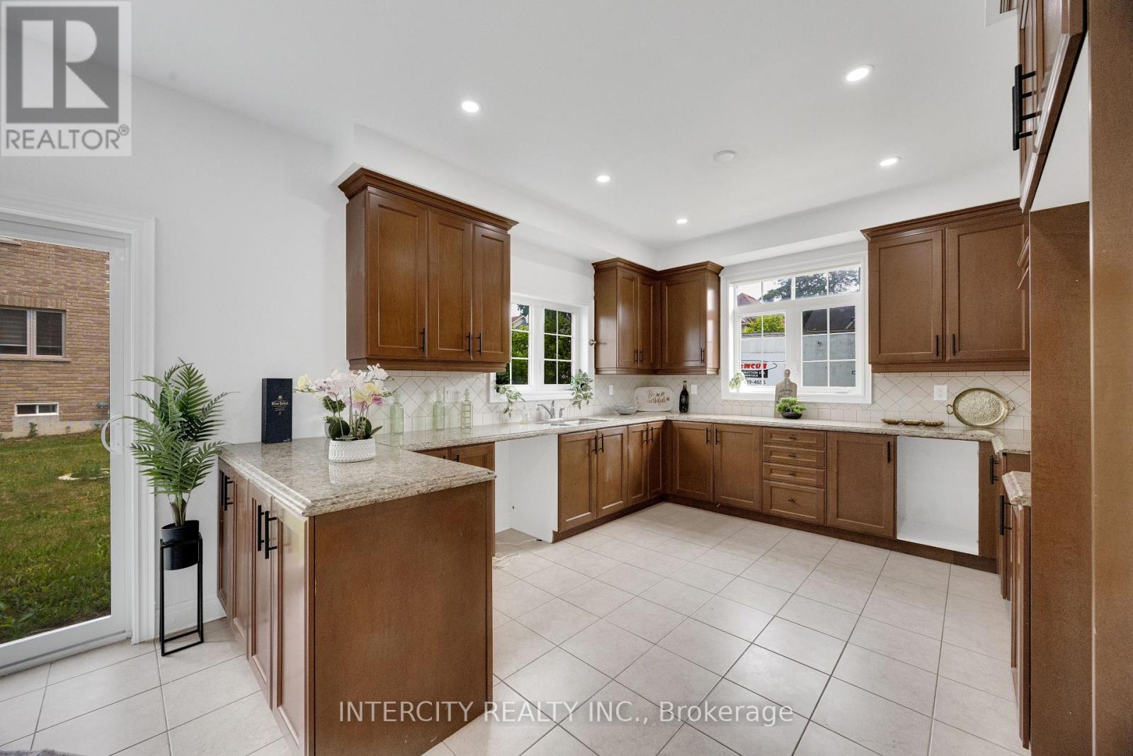 247 PITTOCK PARK ROAD - 9