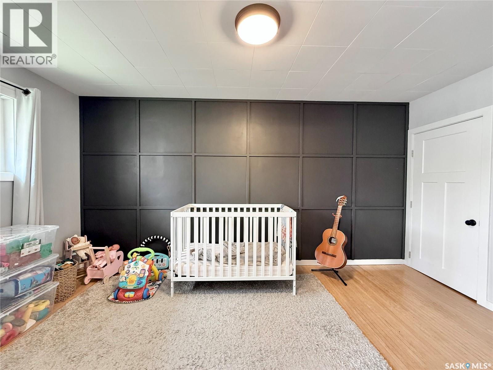 211 Pangman STREET - 16