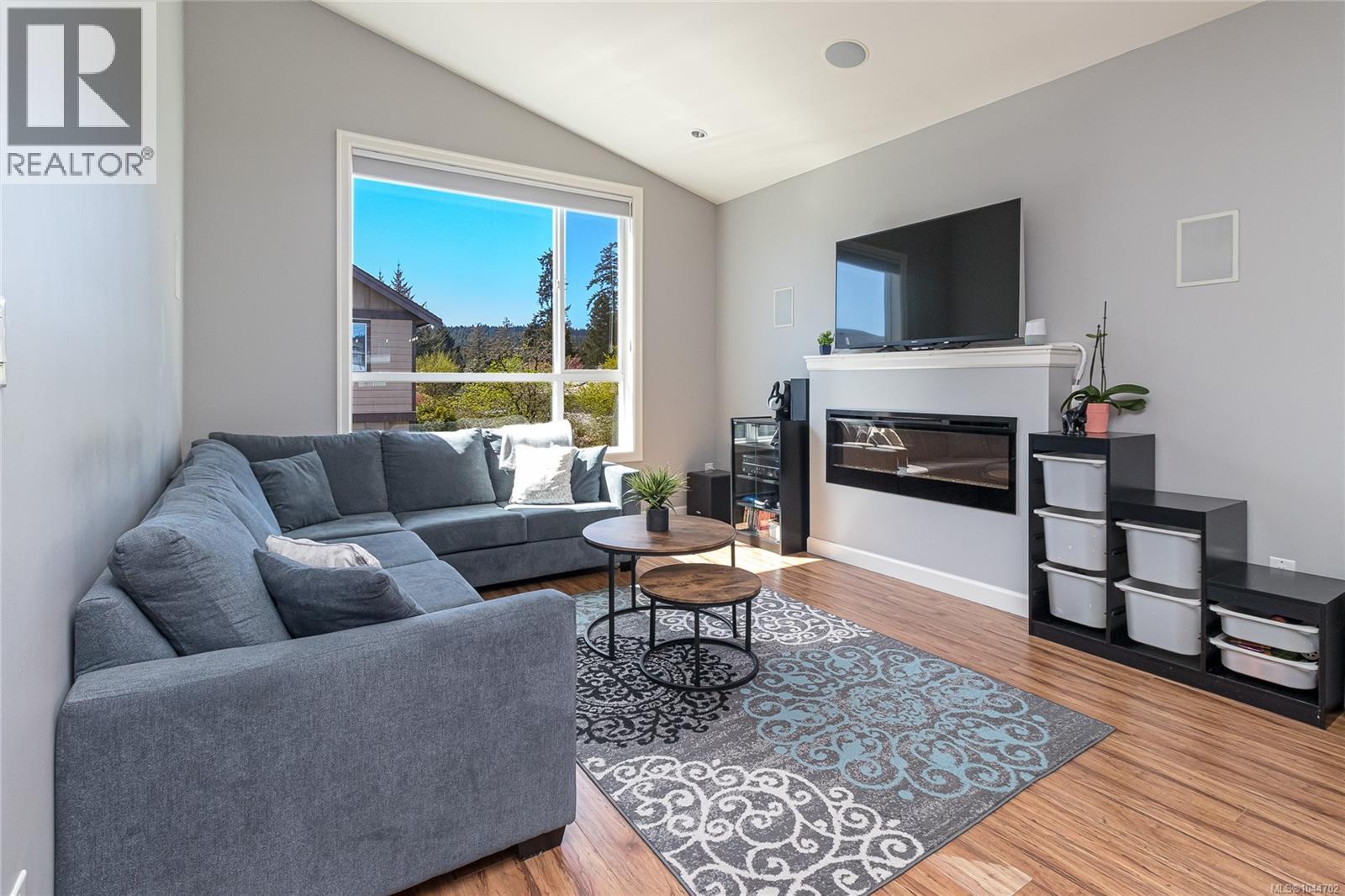 1054 Whitney Crt - 6