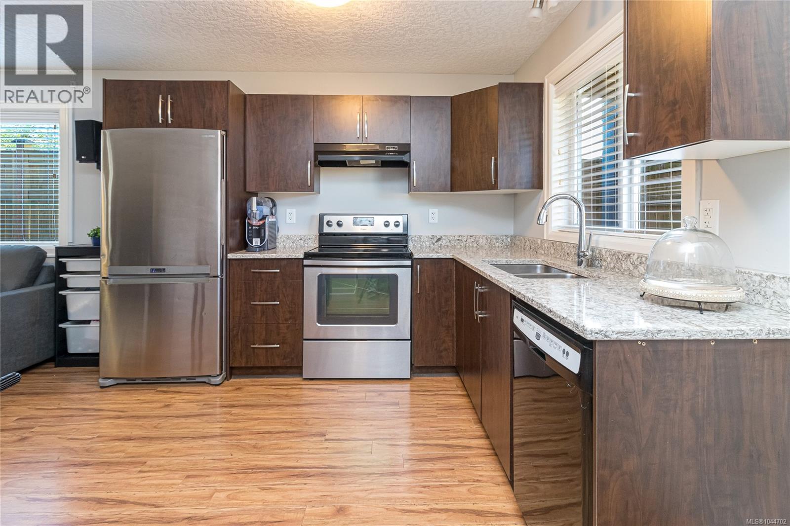 1054 Whitney Crt - 26