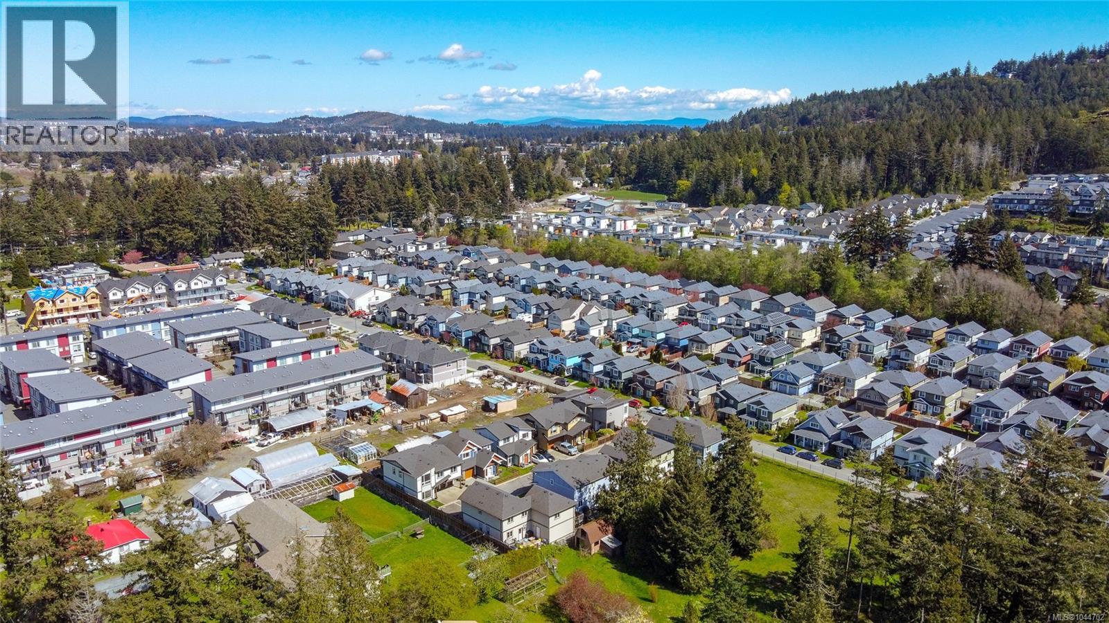 1054 Whitney Crt - 39