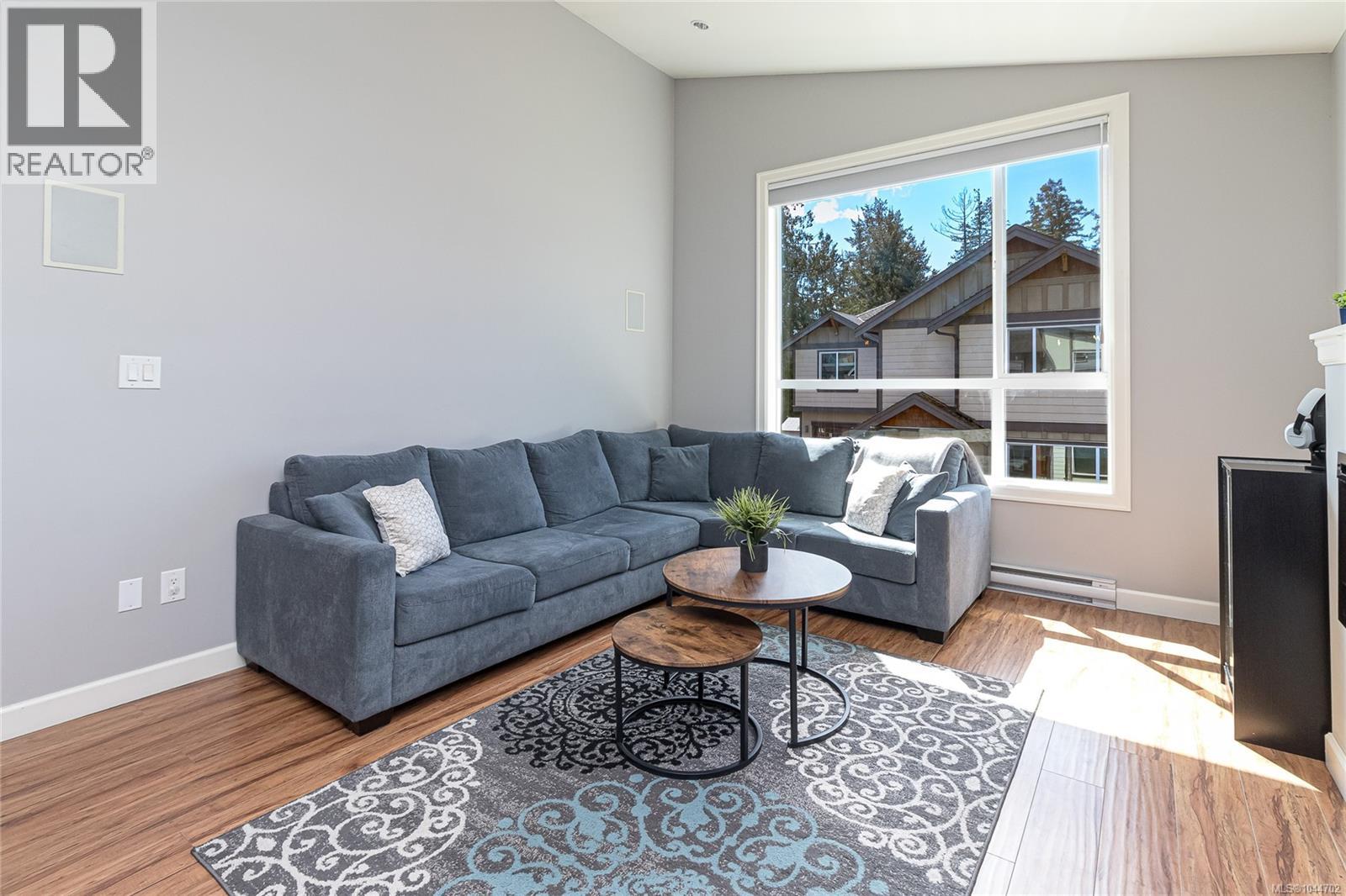 1054 Whitney Crt - 7