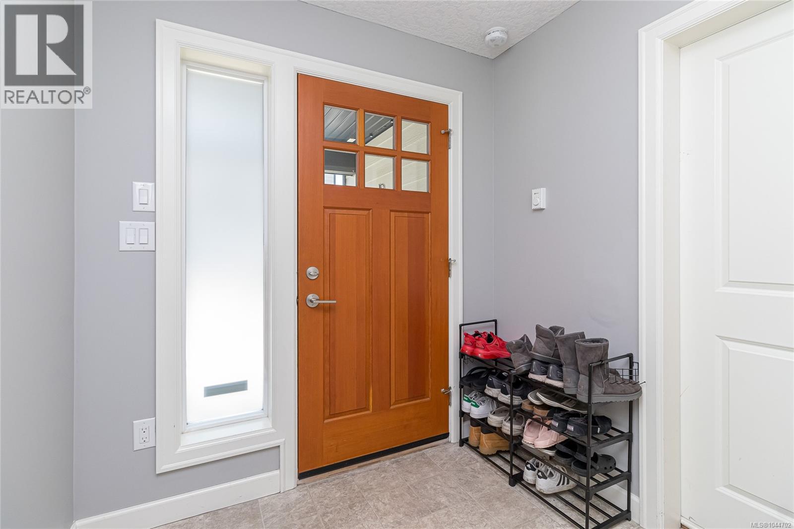 1054 Whitney Crt - 5