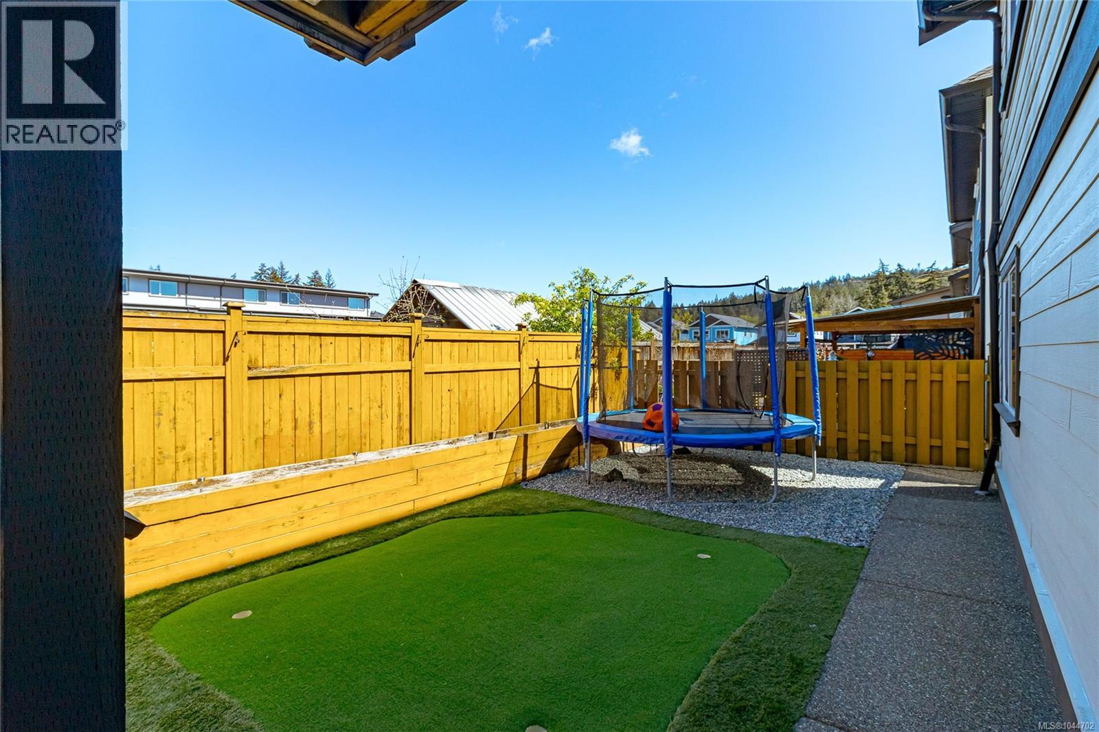 1054 Whitney Crt - 35