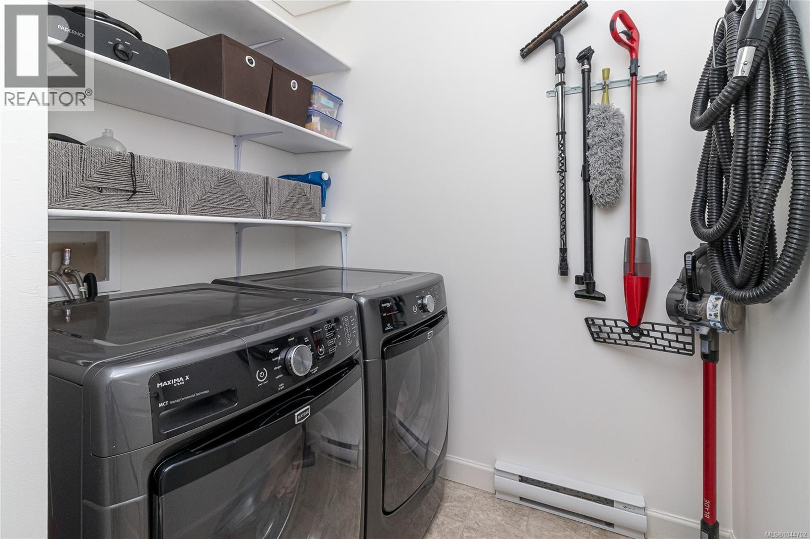 1054 Whitney Crt - 23