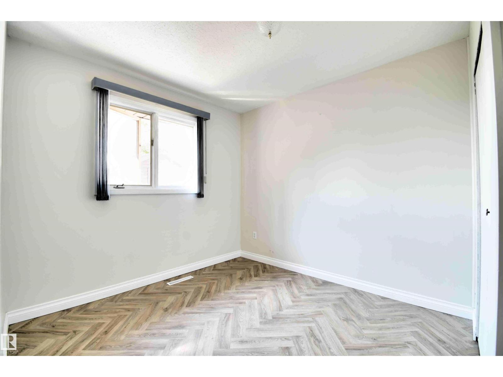 5109 47 AV - Image 15