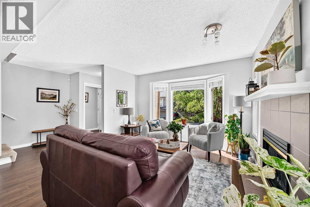 114 Patina Park SW, Patterson, Calgary photo 4