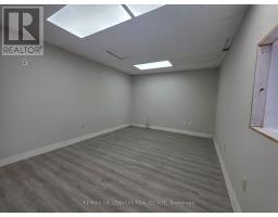 1 - 465 Norfinch Drive, Toronto, ON M3N1Y7 Photo 19