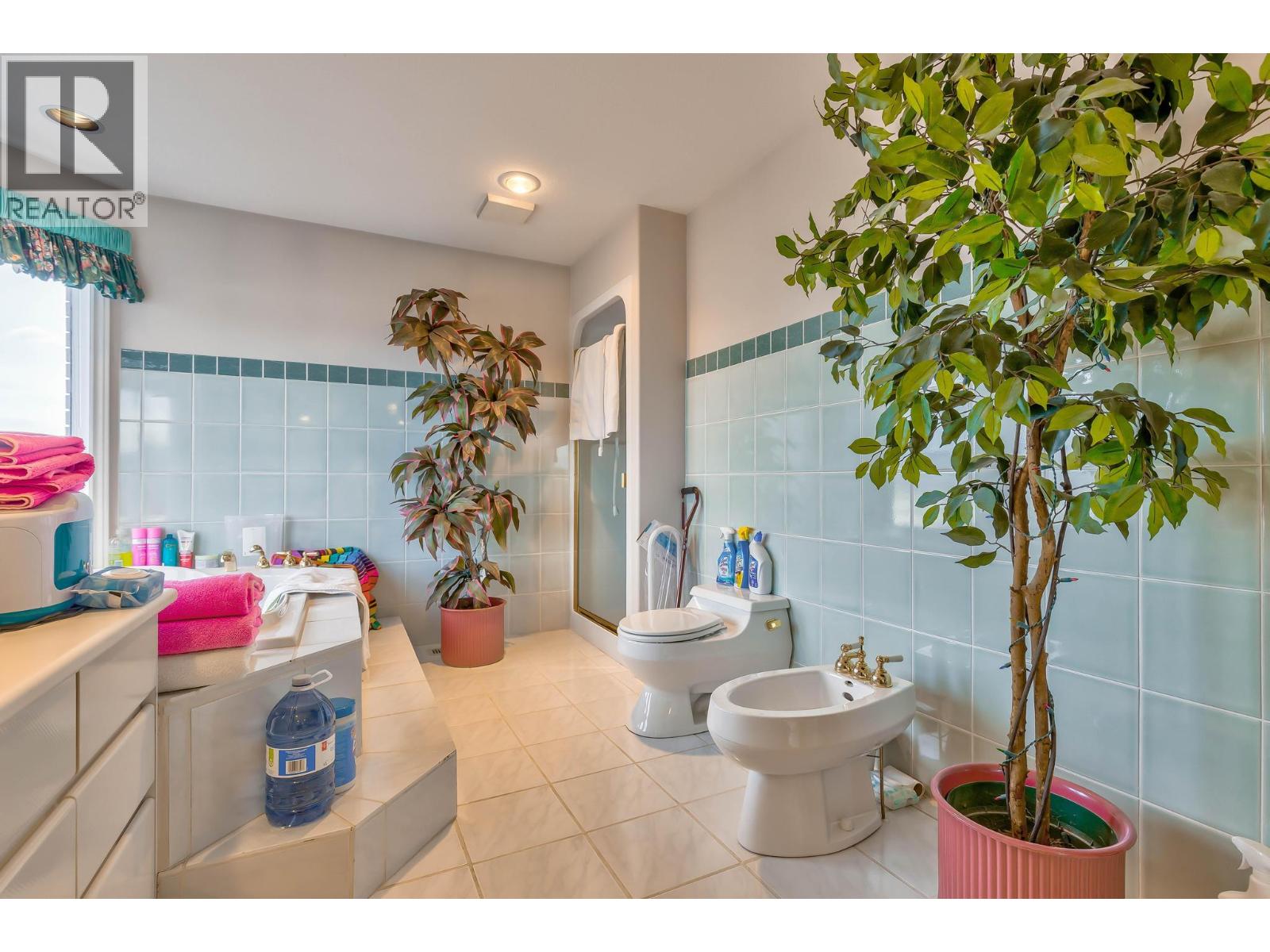  1135 Graf Road, Kelowna